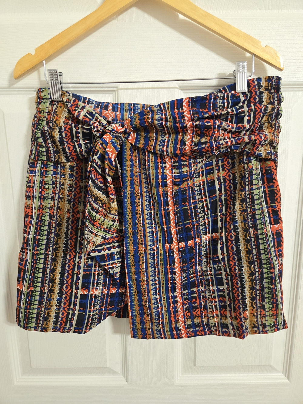Cabi 5416 Sarong Red And Blue Plaid Skort Size 10